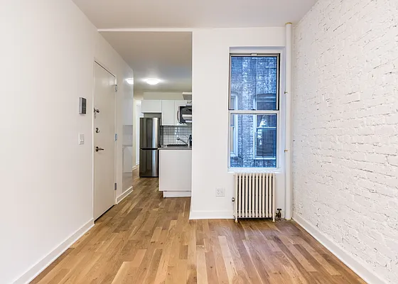 Rented by Nooklyn NYC LLC | media 75