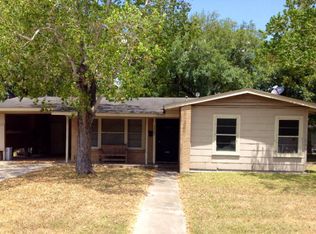 3602 Meadowlane St, Victoria, TX 77901