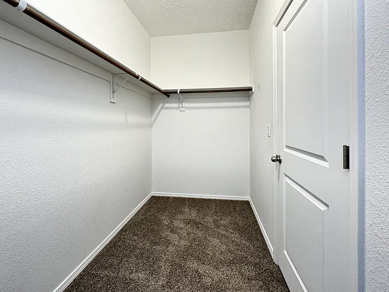 4143 Summit Park Rd NE — Photo 14