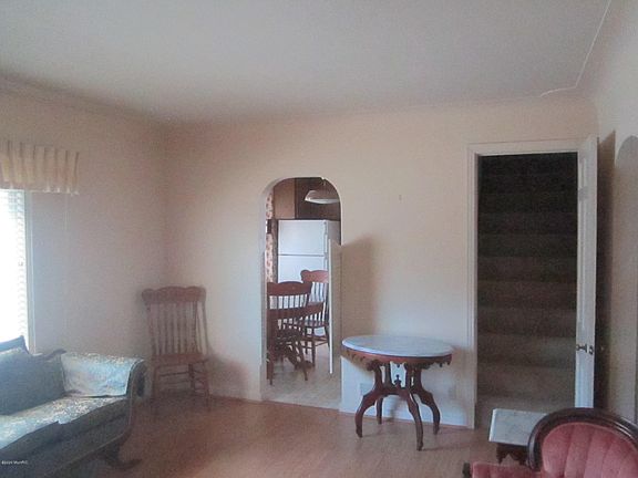 5th image of 29 Wiltshire Ave