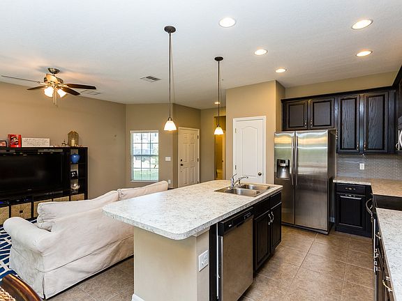 5th image of 2633 River Landing Dr