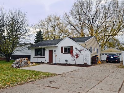 4822 S Pennsylvania Ave, Lansing, MI, 48910