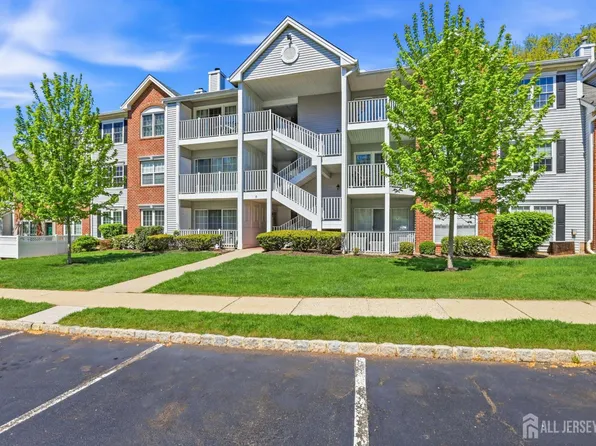 808 Breckenridge Dr, Branchburg, NJ 08876