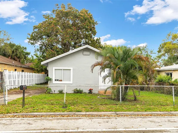 2828 NW 7th St, Pompano Beach, FL 33311