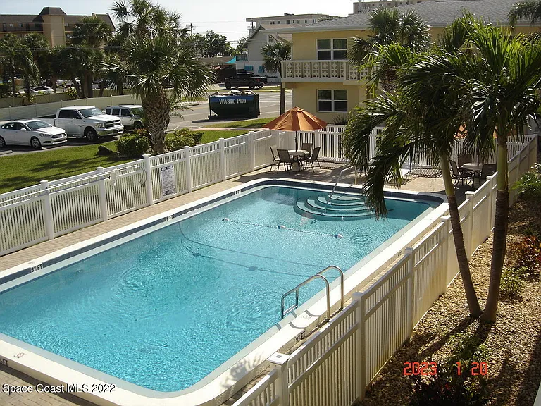 7801 Ridgewood Ave #24 — Photo 13