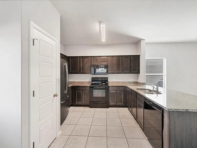 1202 Garland Rd — Photo 12