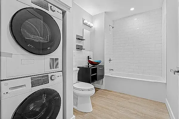 Rented by Modern Spaces | media 4