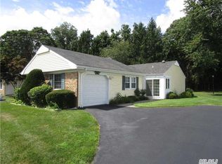 94 Forge Ln, Coram, NY 11727