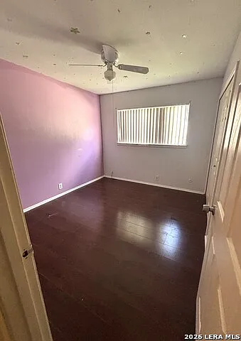 4307 Markham St — Photo 10