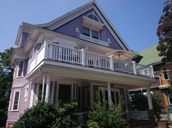 106 Westbourne Ter #2, Brookline, MA 02446