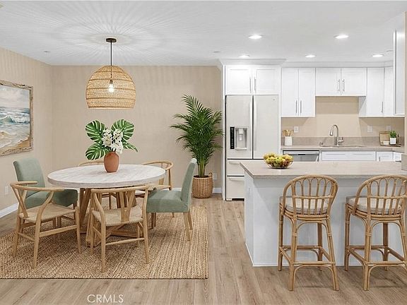 5th image of 1111 Saint N