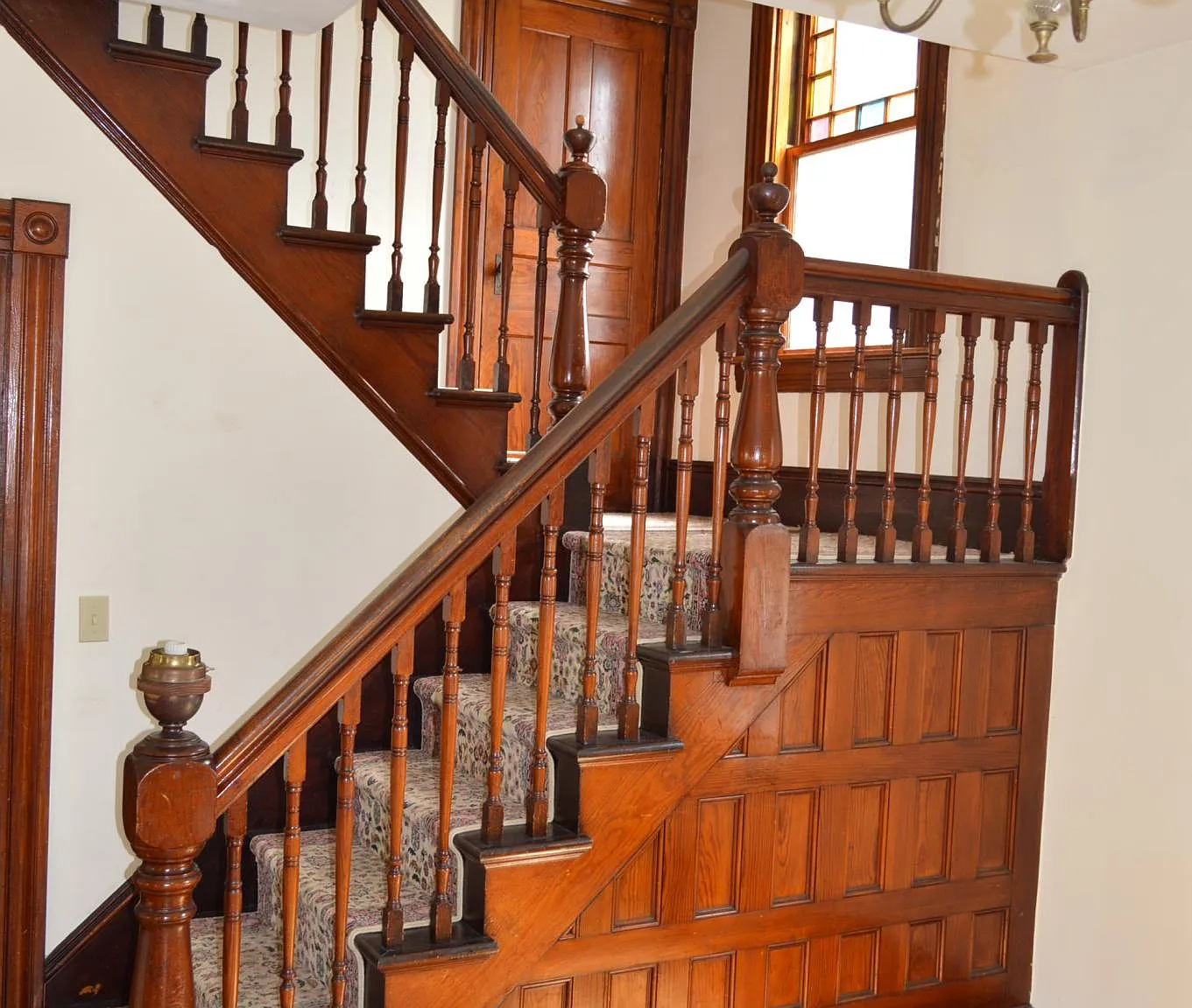 3 bed, 1.5 bath, 1600 sqft, $3,400 — Photo 3