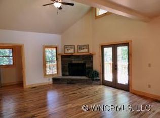 525 Patterson Rd, Hendersonville, NC 28739