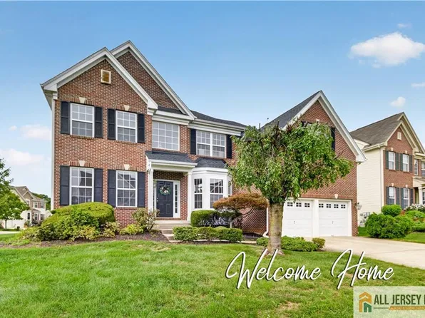 58 Meadow Run Rd, Bordentown, NJ 08505