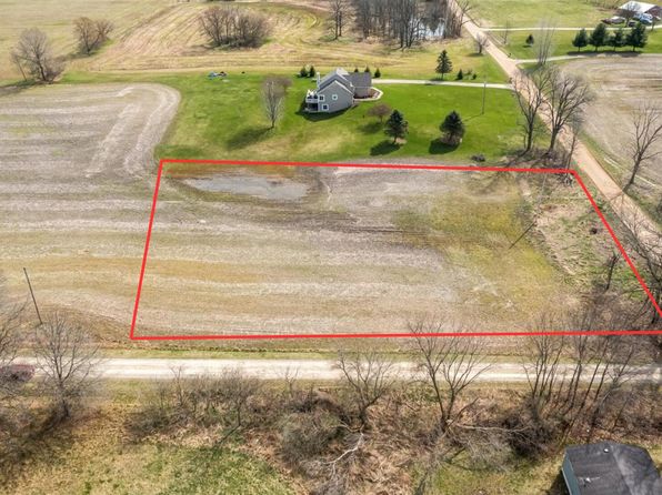 Schrepfer Rd, Howell, MI 48855
