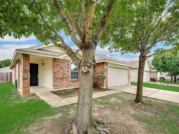 3rd image of 1125 Boxwood Dr