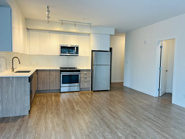 37881 Cleveland Ave — Photo 4