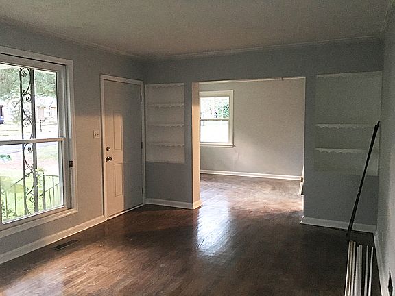Main entry and dining room. 