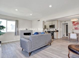 17071 Oak Ln APT D, Huntington Beach, CA 92647