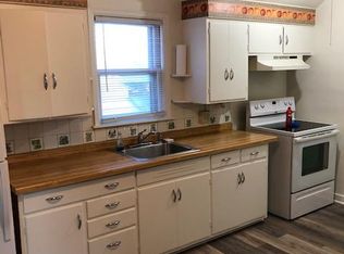 419 E Academy St APT B, Owatonna, MN 55060