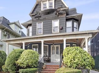482 E 18th St, Brooklyn, NY 11226