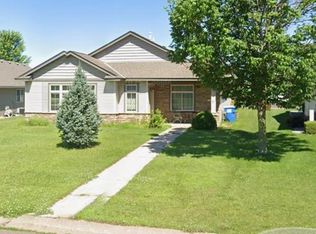 573 Taft Loop S, Cambridge, MN 55008