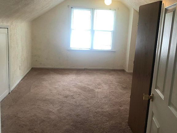2nd image of 20420 Woodworth St