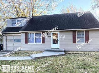 929 E 77th St, Kansas City, MO 64131