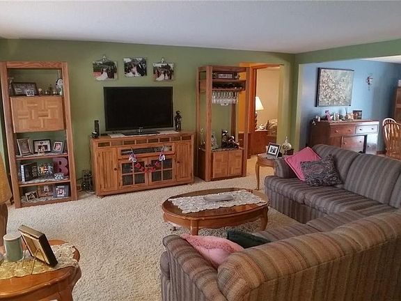 2nd image of 3343 Brookfield Ln