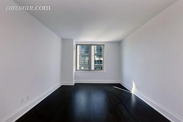 Rented by Corcoran | media 28