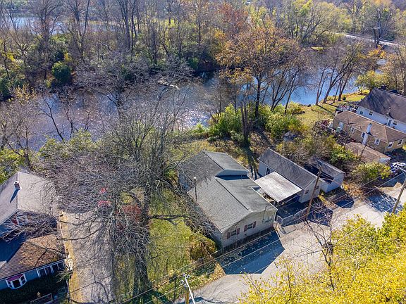 2nd image of 7047 Norwood Dr