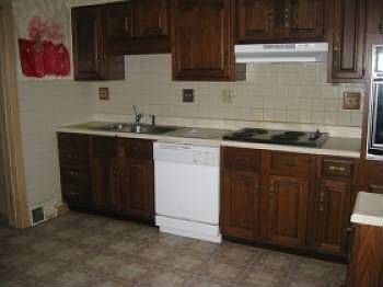 5th image of 3645 Dunnica Ave