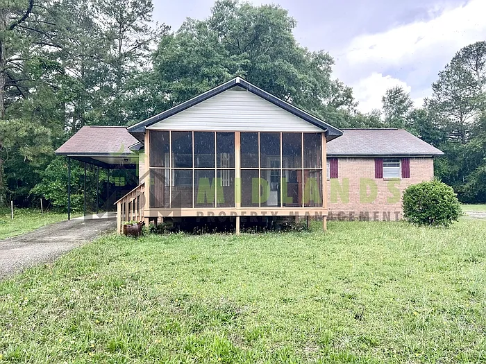 137 Miranda Rd — Photo 2