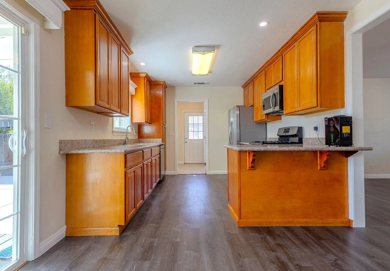 316 N Walnut St — Photo 3