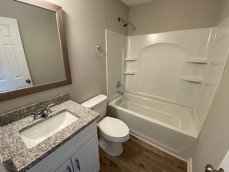 423 Frazier St — Photo 14
