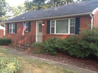 7024 Beverly Ln, Springfield, VA 22150