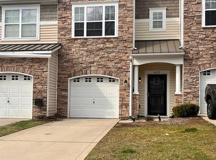 4630 Craigmoss Ln, Charlotte, NC 28278
