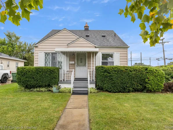 12545 Longtin St, Southgate, MI 48195