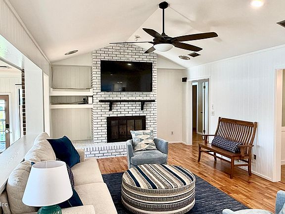 4th image of 248 COKESBURY Court