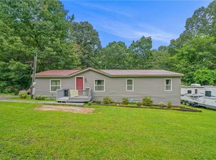 38 Natalie Dr SE, Cartersville, GA 30121