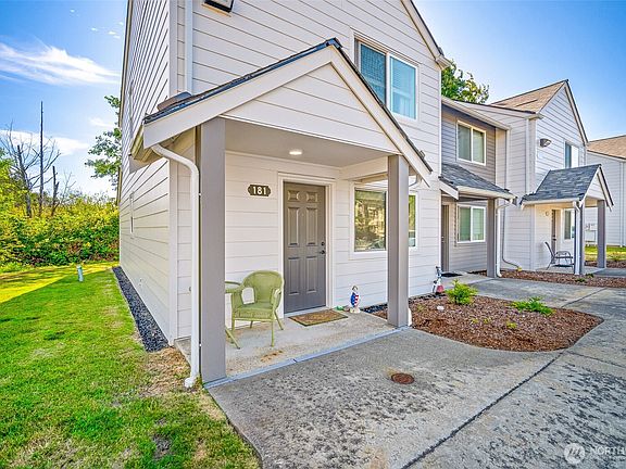 3rd image of 4238 Wintergreen Circle #181