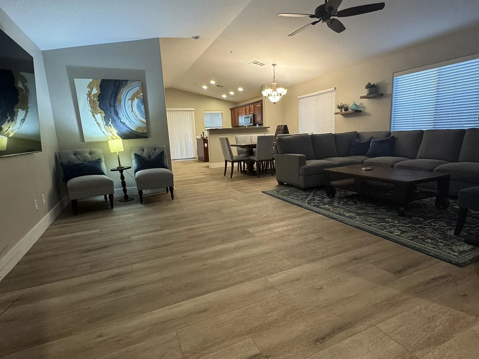 4 bed, 1780 sqft, $4,200 — Photo 3