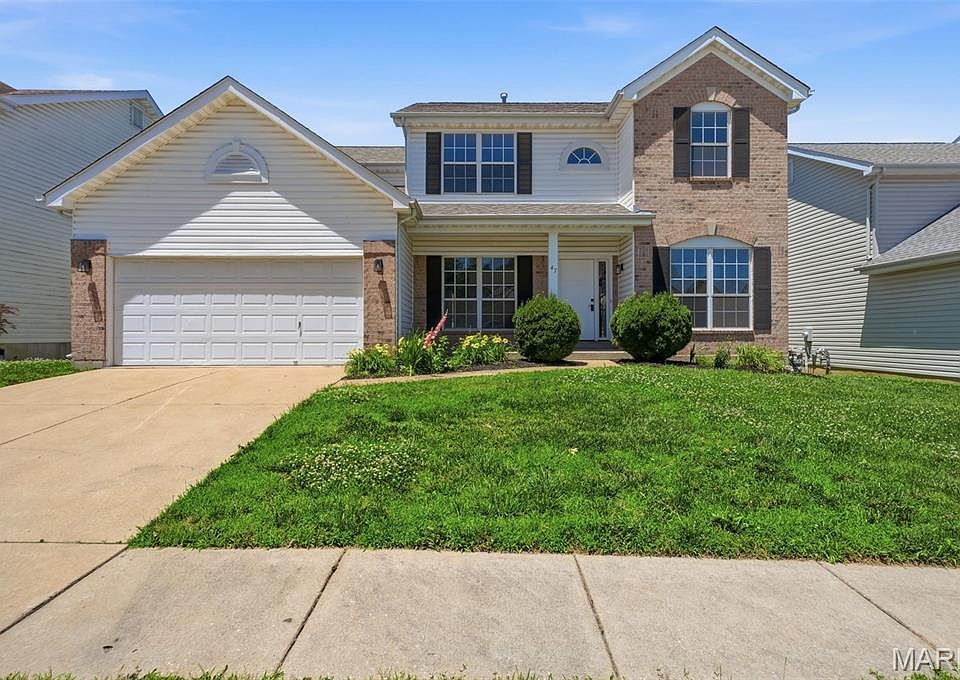 1st image of 47 Rivermeadows Dr