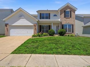 47 Rivermeadows Dr, Florissant, MO 63031