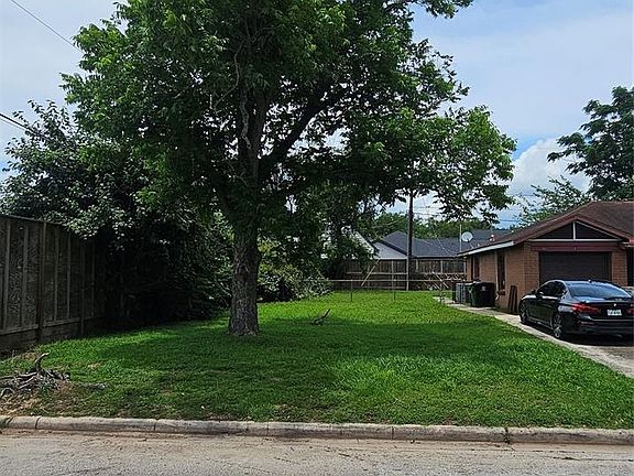 2nd image of 203 Woodard St Lot 30