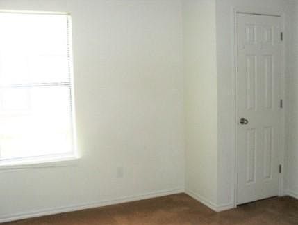 4th image of 2804 Ashley Dr