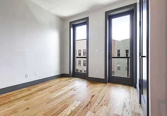 5th image of 240 Troutman St #3A