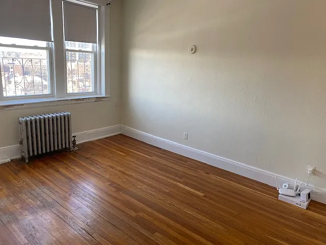 1 bed, $2,345 — Photo 2