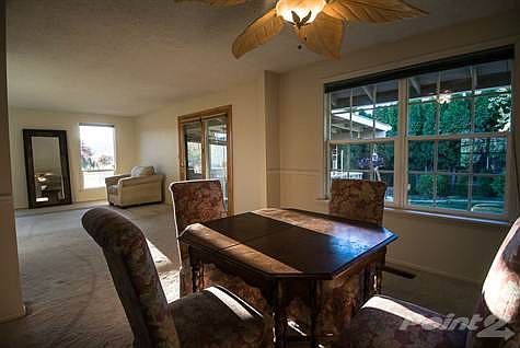 4th image of 1417 Bel Air Dr