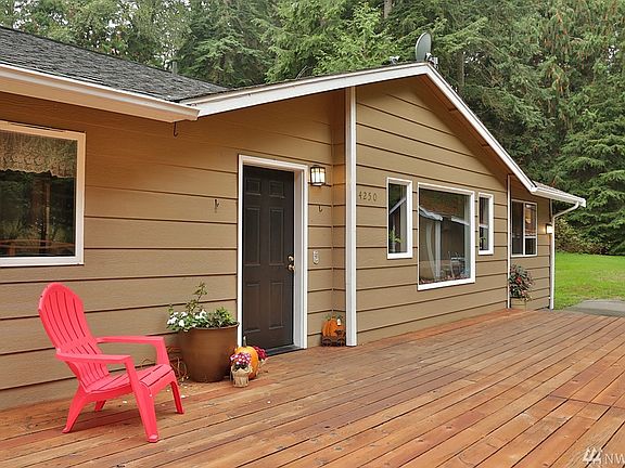 3rd image of 4250 Winns Hollow Ln